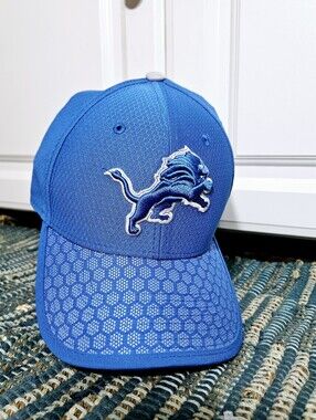 NFL Detroit Lions Football Fitted 39Thirty For Players Fit Flex Hat